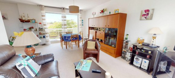 2 bedrooms Apartment in Royan, France No. 277456 3