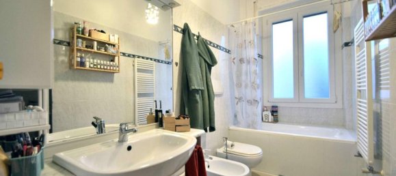 4-Zimmer Wohnung in Genoa, Italy, Nr. 27712 8