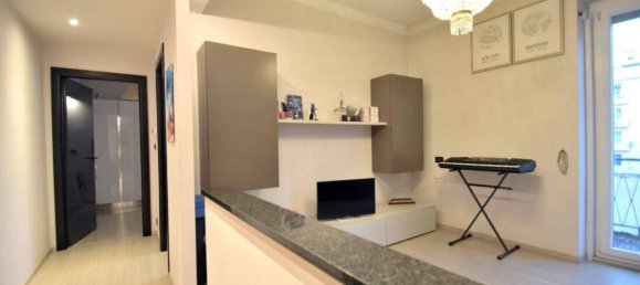 4-Zimmer Wohnung in Genoa, Italy, Nr. 27712 3