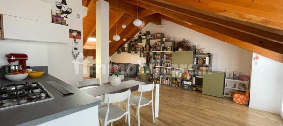 Apartamento de 2 dormitorios en Muggiò, Italy No. 180973 22