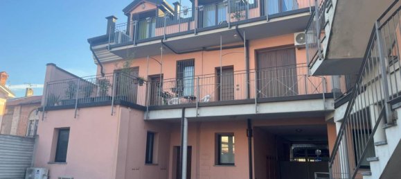 Apartamento de 2 dormitorios en Muggiò, Italy No. 180973 12