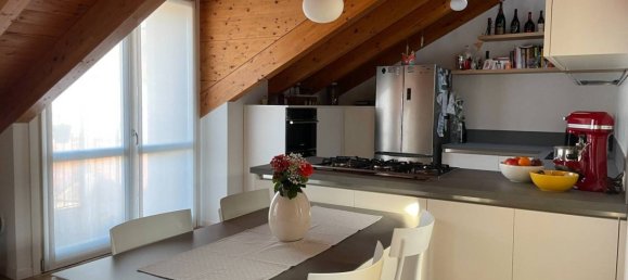 Apartamento de 2 dormitorios en Muggiò, Italy No. 180973 27