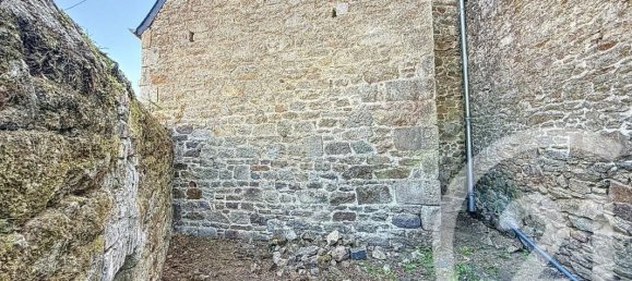 2 bedrooms House in Cotes-d'Armor, France No. 323355 6