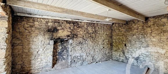 2 bedrooms House in Cotes-d'Armor, France No. 323355 4