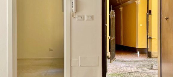 3 bedrooms Apartment in Bologna, Italy No. 373848 16