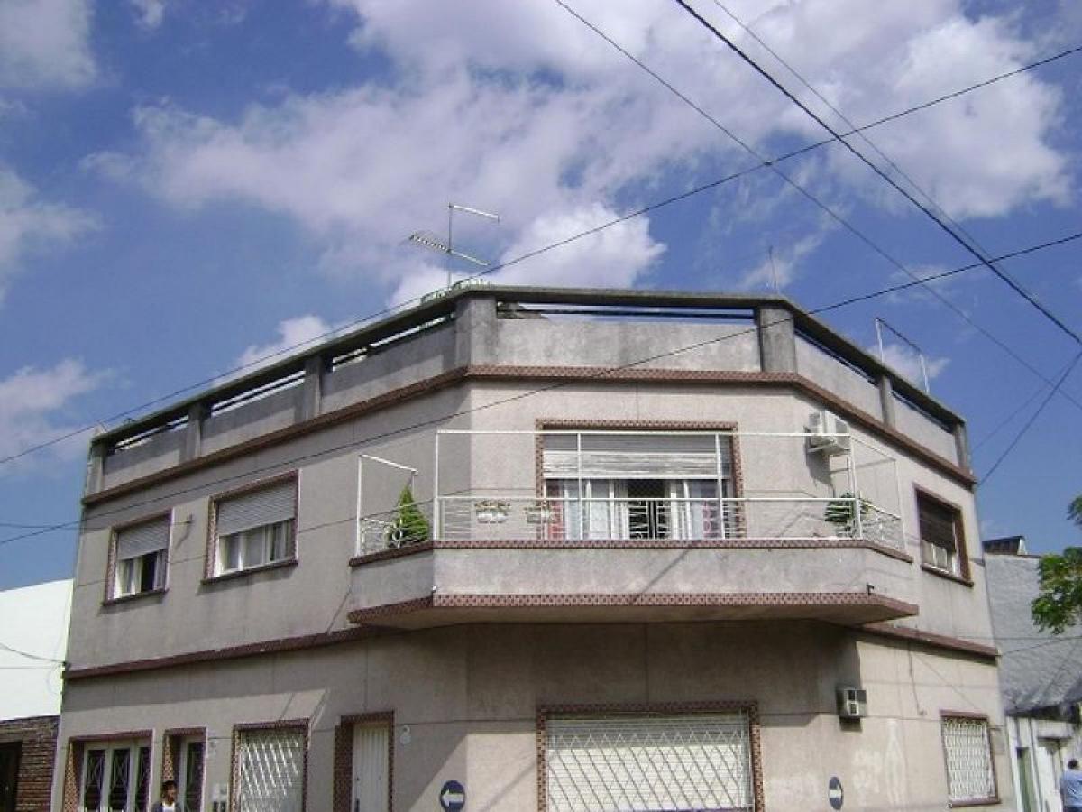 Apartamento T2 em General San Martin, Argentina N.º 4646