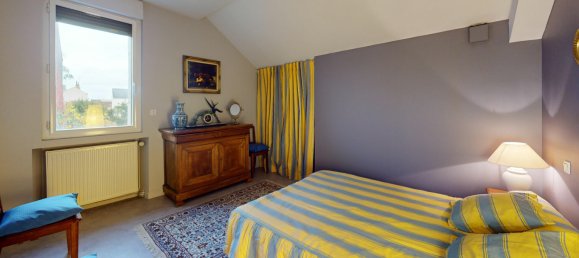 5 bedrooms House in Orleans, France No. 40389 8