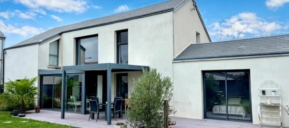 5 bedrooms House in Orleans, France No. 40389 14