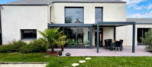 5 bedrooms House in Orleans, France No. 40389 9