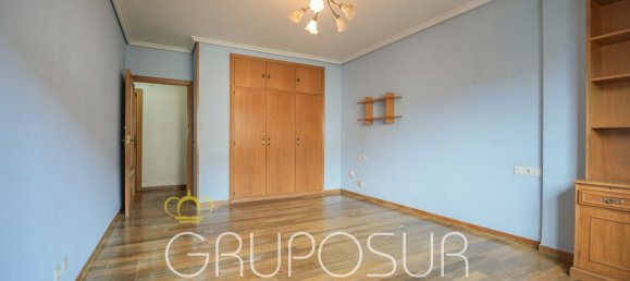 Apartamento de 4 dormitorios en Valladolid, Spain No. 96177 72