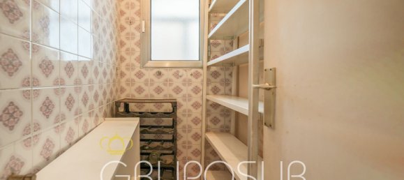 Apartamento de 4 dormitorios en Valladolid, Spain No. 96177 43