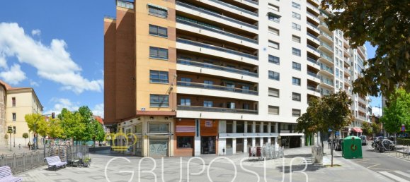 Apartamento de 4 dormitorios en Valladolid, Spain No. 96177 4