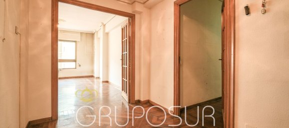 Apartamento de 4 dormitorios en Valladolid, Spain No. 96177 31