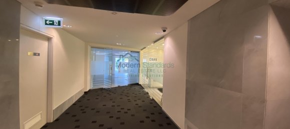 2270m² Office in Sheikh Zayed Road, UAE No. 9448 17