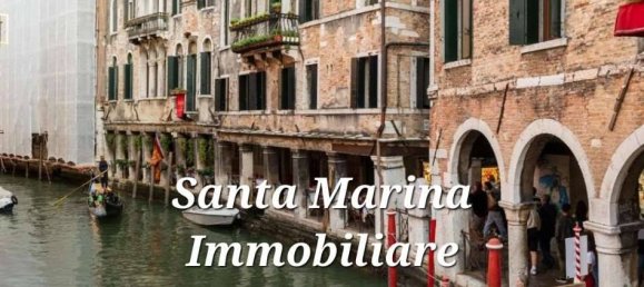 5 rooms Commercial property in Venice, Italy No. 61608 12