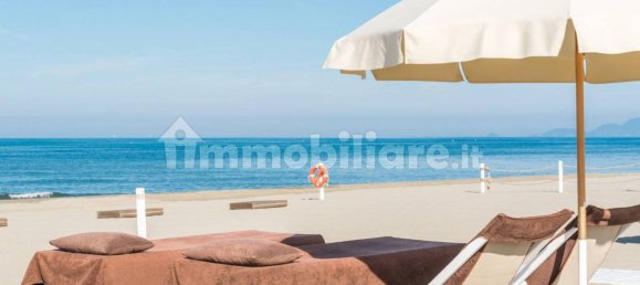 20-Zimmer Villa in Forte dei Marmi, Italy, Nr. 36509 14
