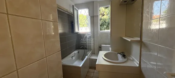 2 bedrooms Apartment in Maisons-Laffitte, France No. 320733 8