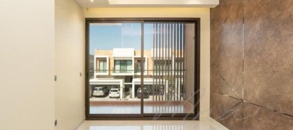 4 bedrooms Townhouse in Al Furjan, UAE No. 53472 11