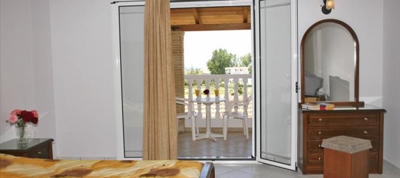 1600 m² adosado en venta en Zakynthos, Ionian Islands, Peloponnese, Western Greece and the Ionian, Greece № 7249 19