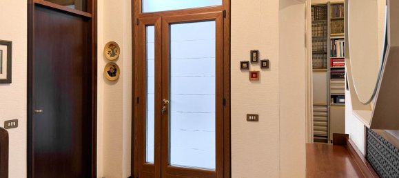 6 bedrooms Villa in Samarate, Italy No. 166905 6