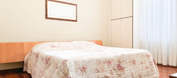 6 bedrooms Villa in Samarate, Italy No. 166905 44