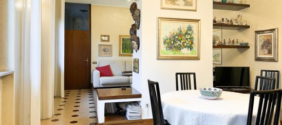 6 bedrooms Villa in Samarate, Italy No. 166905 7