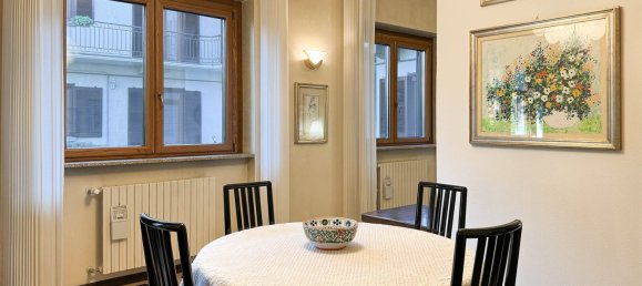 6 bedrooms Villa in Samarate, Italy No. 166905 11