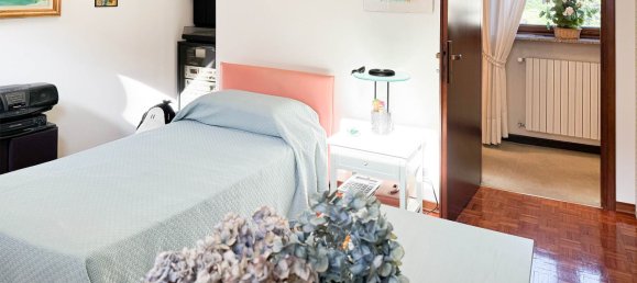 6 bedrooms Villa in Samarate, Italy No. 166905 27