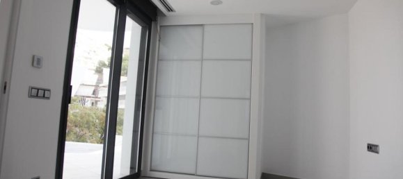 3 Schlafzimmer Wohnung in Benidorm, Spain, Nr. 2561 10