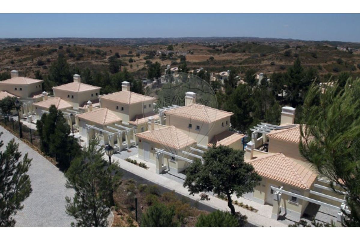 Casa de 3 dormitorios en Castro Marim, Portugal No. 24790