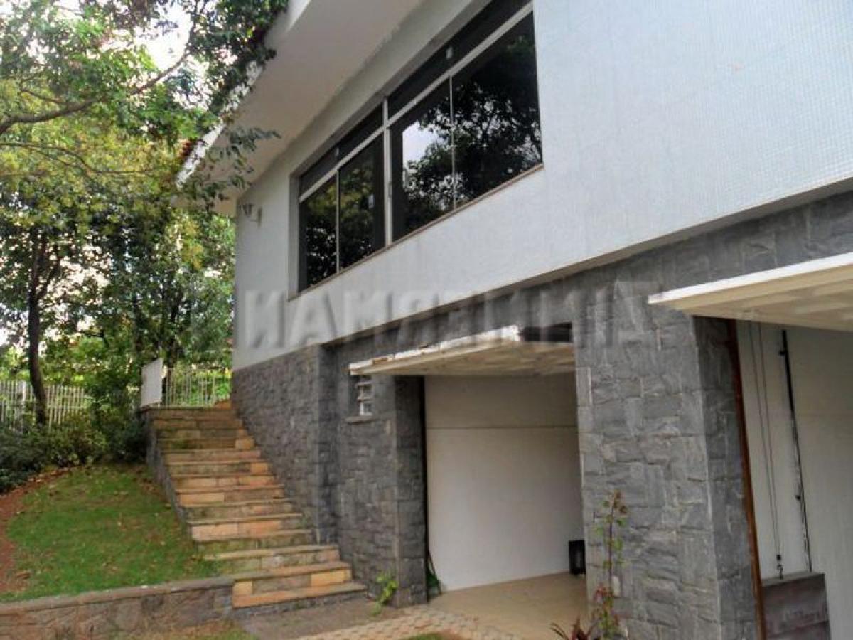 Дом с 3 спальнями в Сан-Паулу, Бразилия № 586396