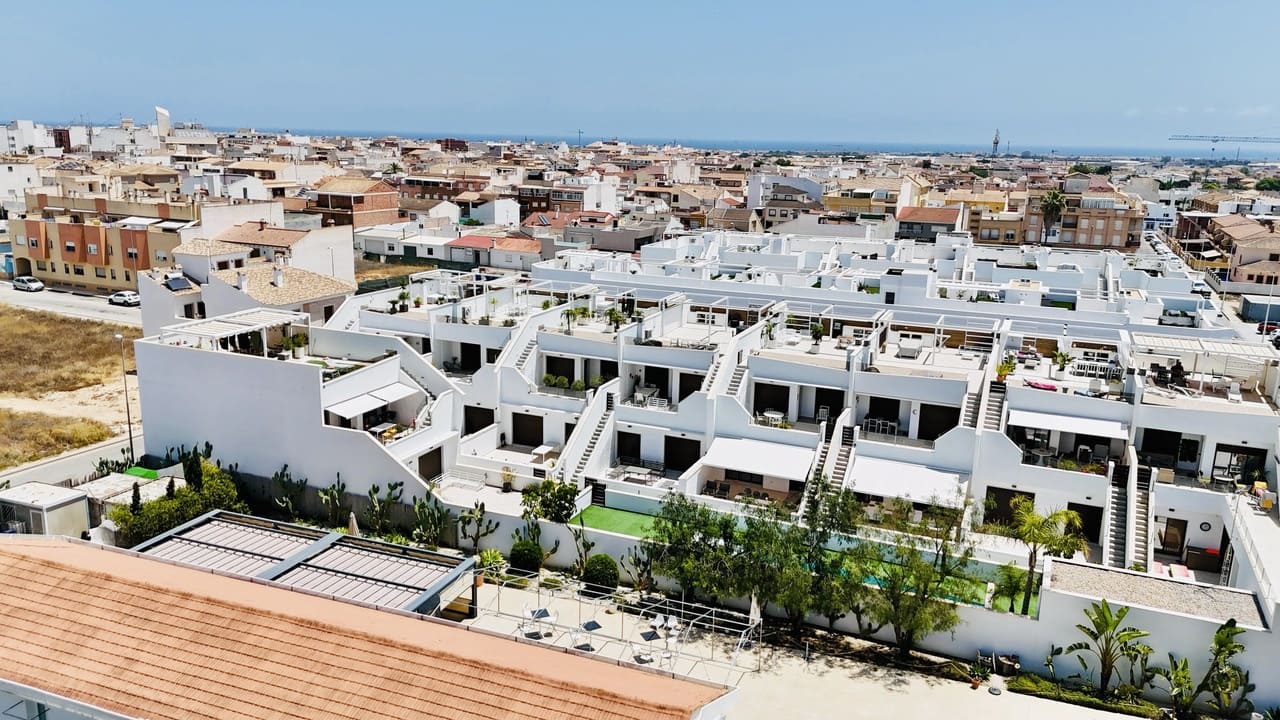 2 bedrooms Apartment in Alicante, Spain No. 148411