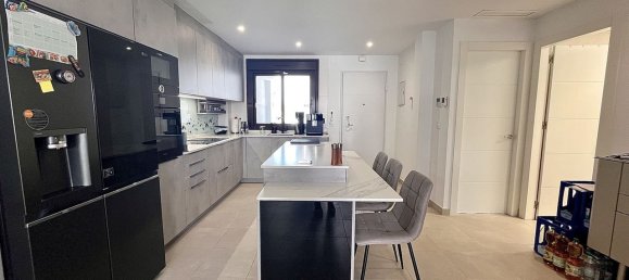 2 bedrooms Apartment in Alicante, Spain No. 148411 5