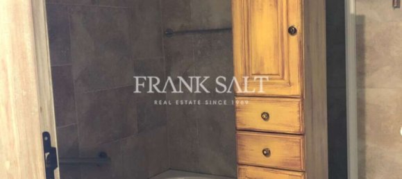 22 bedrooms Apartment in Munxar, Malta No. 6019 6