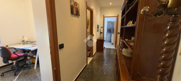 Квартира с 3 комнатами в Генуя, Италия № 14589 4