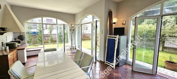 6 rooms House in Massa, Italy No. 18060 8