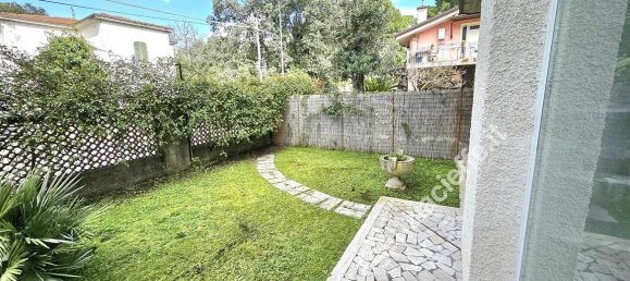 6 rooms House in Massa, Italy No. 18060 9