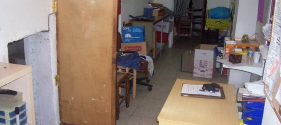 65m² Commercial property in Zaragoza, Spain No. 65561 4