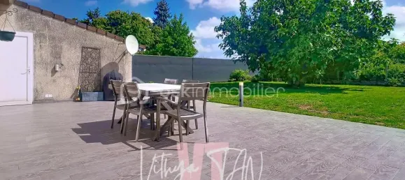 4 bedrooms House in Les Chapelles-Bourbon, France No. 352613 3