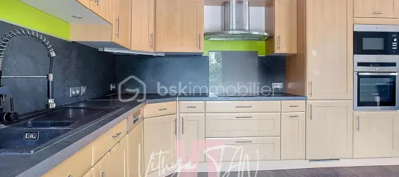 4 bedrooms House in Les Chapelles-Bourbon, France No. 352613 11