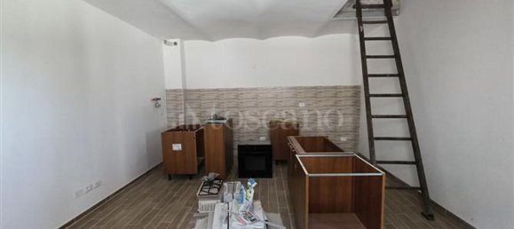 9 bedrooms House in L'Aquila, Italy No. 315527 12