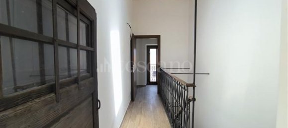 9 bedrooms House in L'Aquila, Italy No. 315527 16