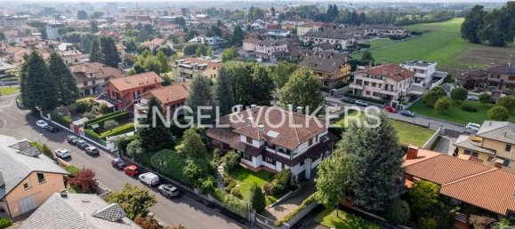 5 Schlafzimmer Villa in Parabiago, Italy, Nr. 139058 46