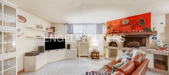 5 Schlafzimmer Villa in Parabiago, Italy, Nr. 139058 40