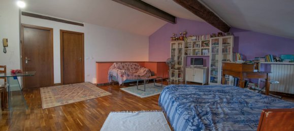 4 bedrooms House in Verona, Italy No. 124769 22