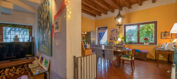 4 bedrooms House in Verona, Italy No. 124769 5