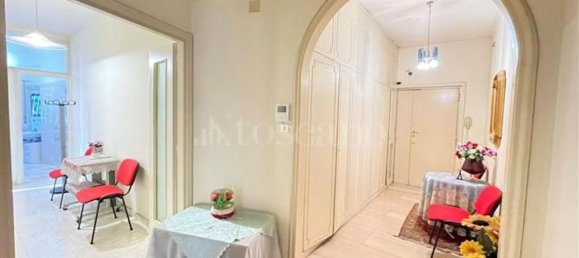 3 rooms Apartment in Rome, Italy No. 82008 3