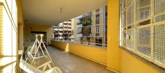 3 rooms Apartment in Rome, Italy No. 82008 25