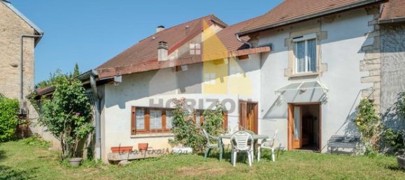 2 bedrooms Townhouse in Jura, France No. 302914 2