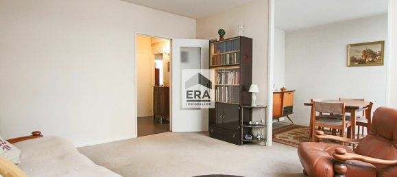 3 bedrooms Apartment in Paris, France No. 129936 5